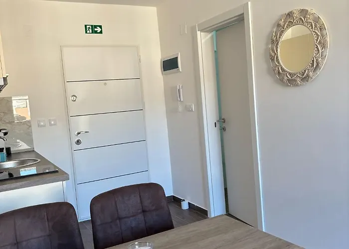 Sojmeskovic 公寓 *